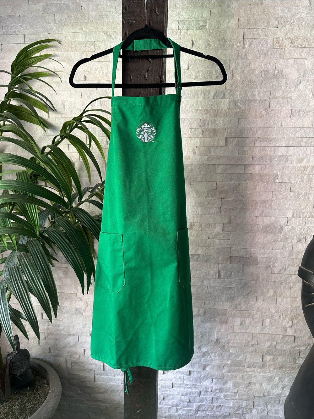 Starbucks Green Adjustable Work Apron with Front Pockets